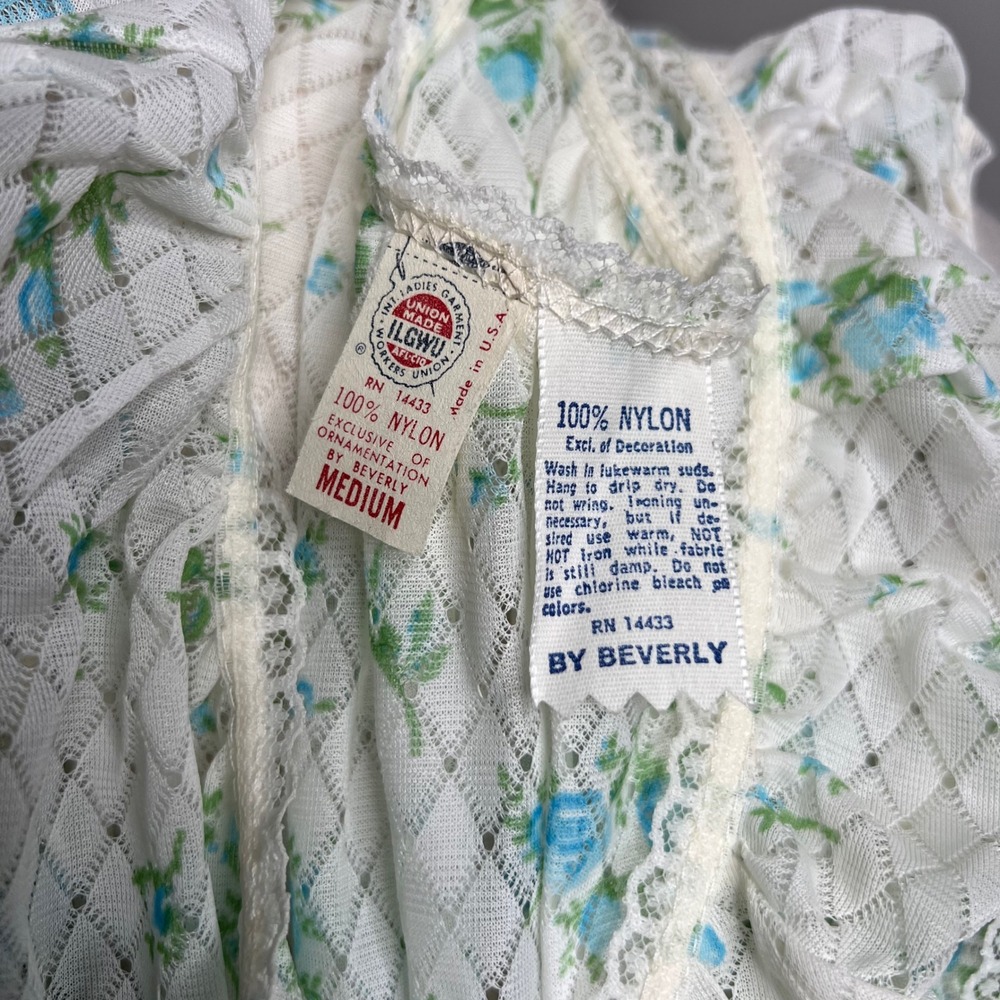 70s Vintage Beverly Floral Nightgown House Dress Powder Blue Women's Small - Picture 11 of 11